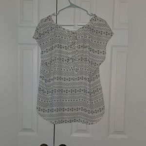 LC Lauren Conrad Black and White Blouse